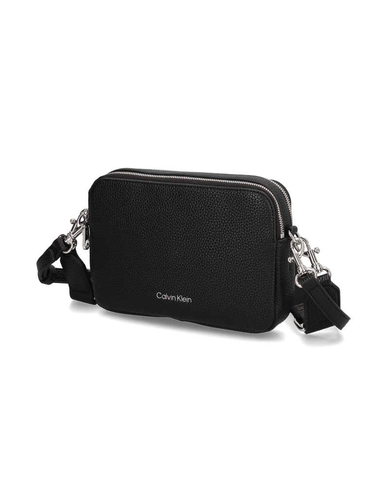 Calvin-Klein-WEBBING-2X-STRAP-CAMERA-BAG-črna