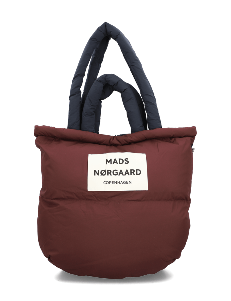 Mads-Nørgaard-Pilow-Bag-črna