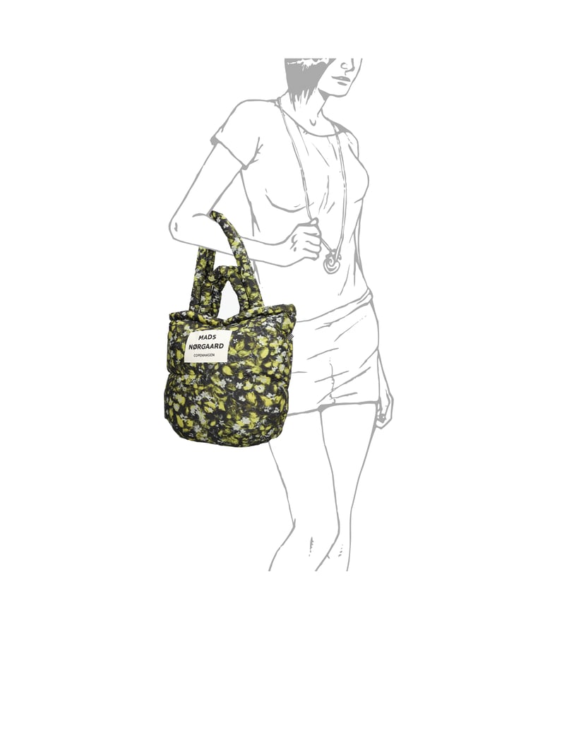Mads-Nørgaard-Pilow-Bag-večbarvno
