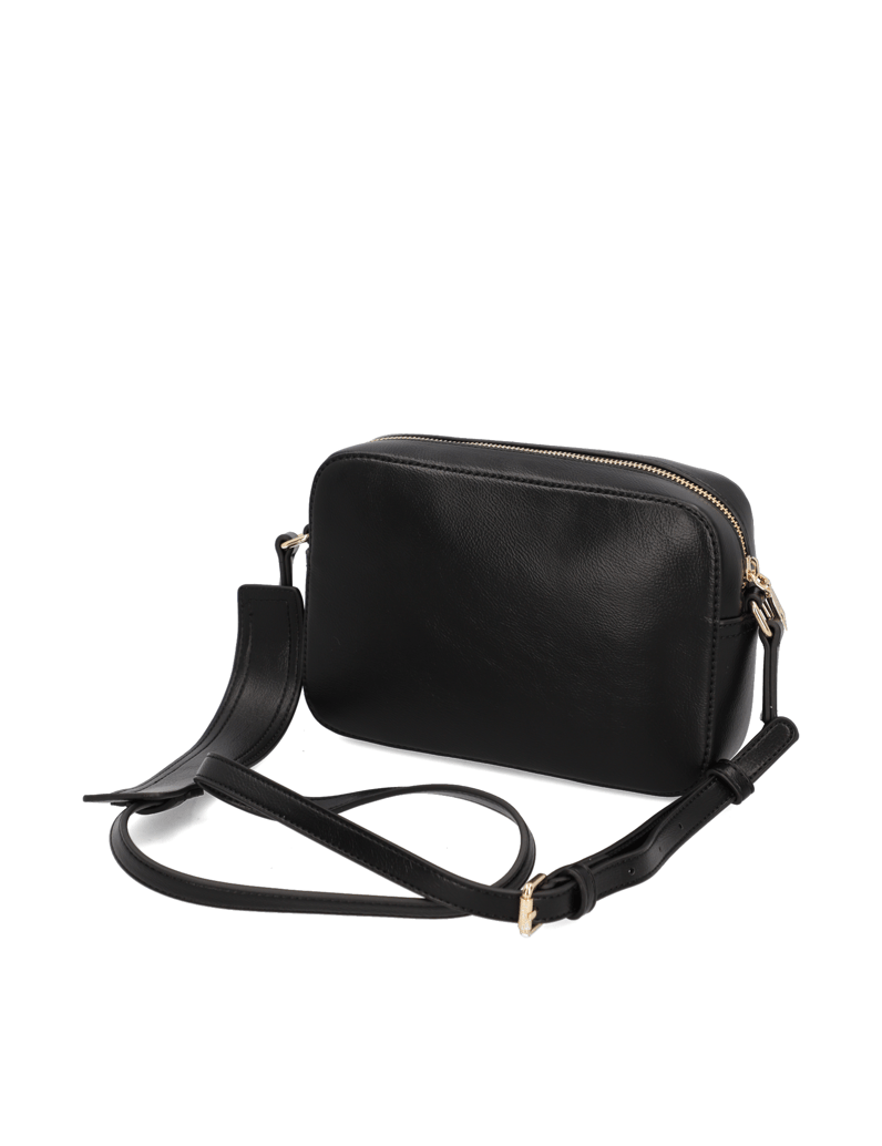 LOVE-MOSCHINO-BILLBOARD