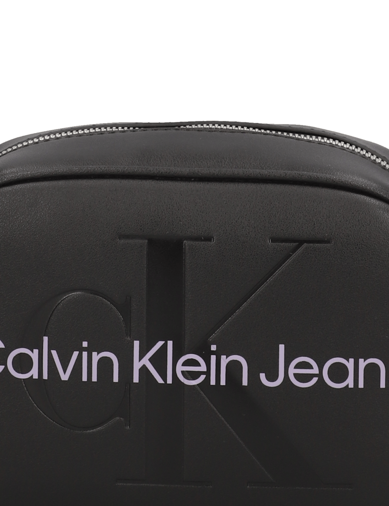 CALVIN-KLEIN-JEANS-SCULPTED-CAMERA-BAG18MONO