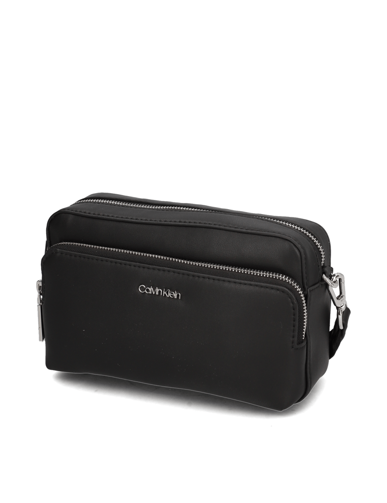 Calvin-Klein-CK-MUST-CAMERA-BAG-W/PCKT-LG-črna