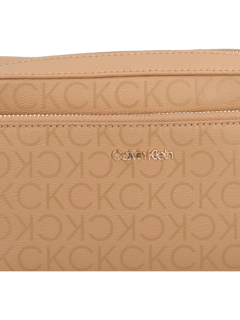 Calvin-Klein-CK-MUST-CAMERA-BAG-LG-EPI-MONO-modrá