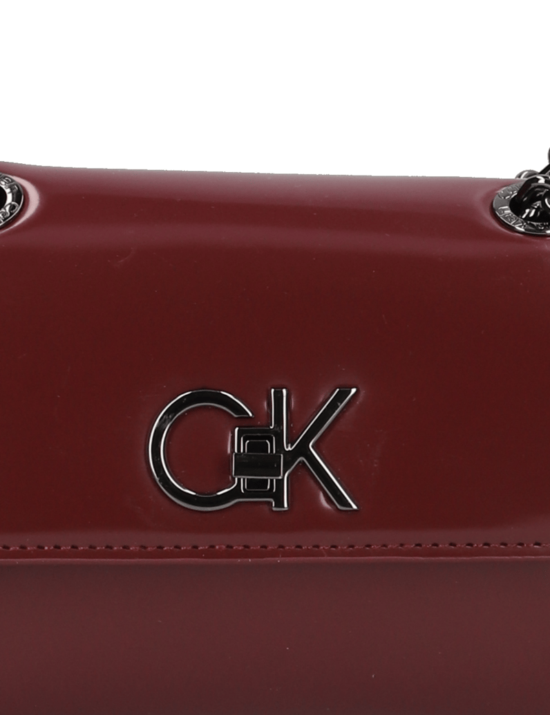 Calvin-Klein-mini-kabelka-červená