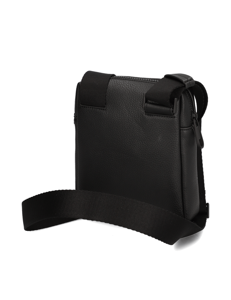 Calvin-Klein-CK-MUST-REPORTER-S