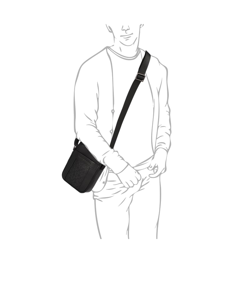 Tommy-Hilfiger-TH-CENTRAL-MONO-MINI-REPORTER