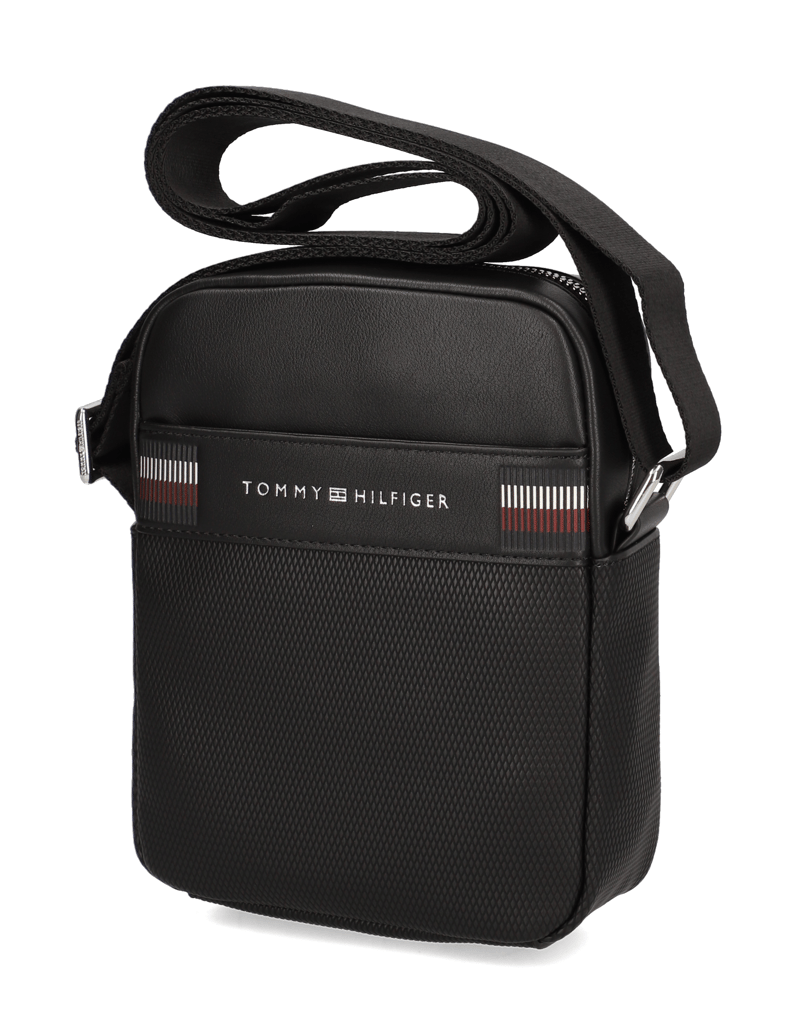 Tommy-Hilfiger-taška-přes-rameno