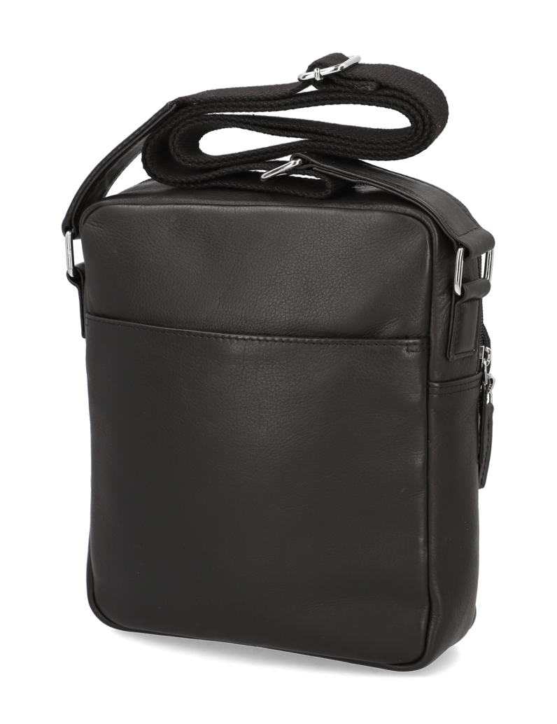 Pat-Calvin-Glattleder-Crossover