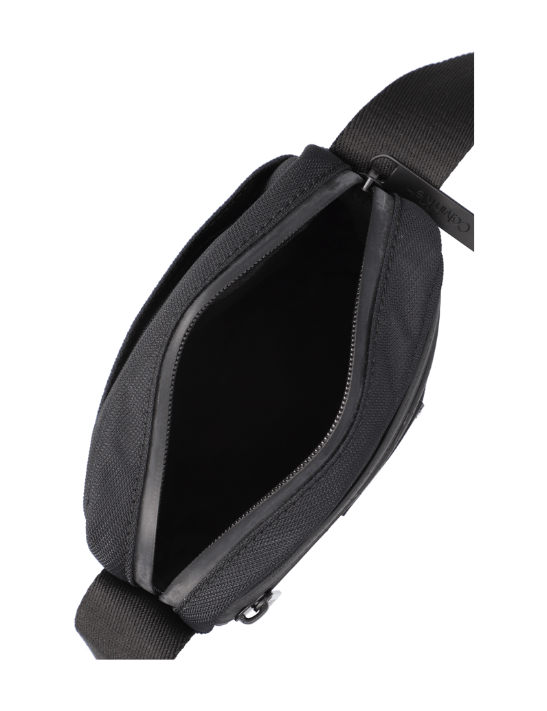 Calvin-Klein-CK-ESSENTIAL-REPORTER-S-černá