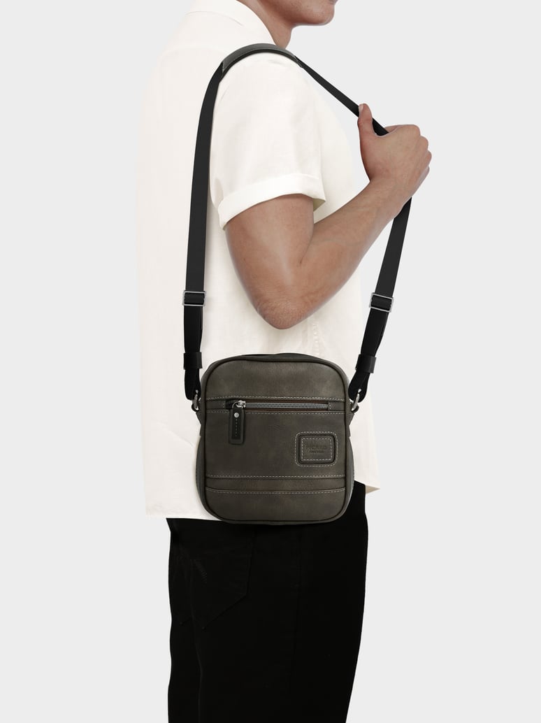 PICARD-Breakers-Schultertasche-schwarz