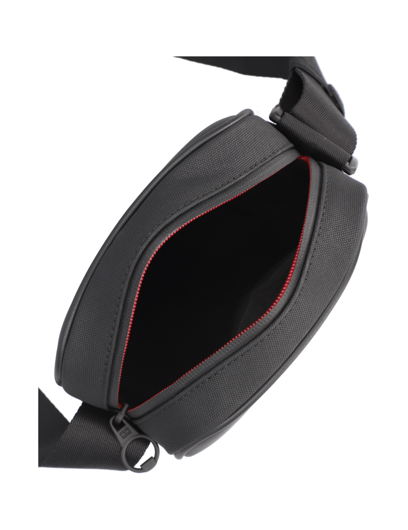 Tommy-Hilfiger-taška-cez-rameno-čierna