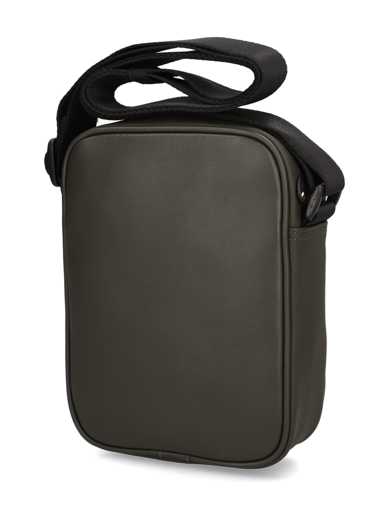 Tommy-Hilfiger-taška-cez-rameno-čierna