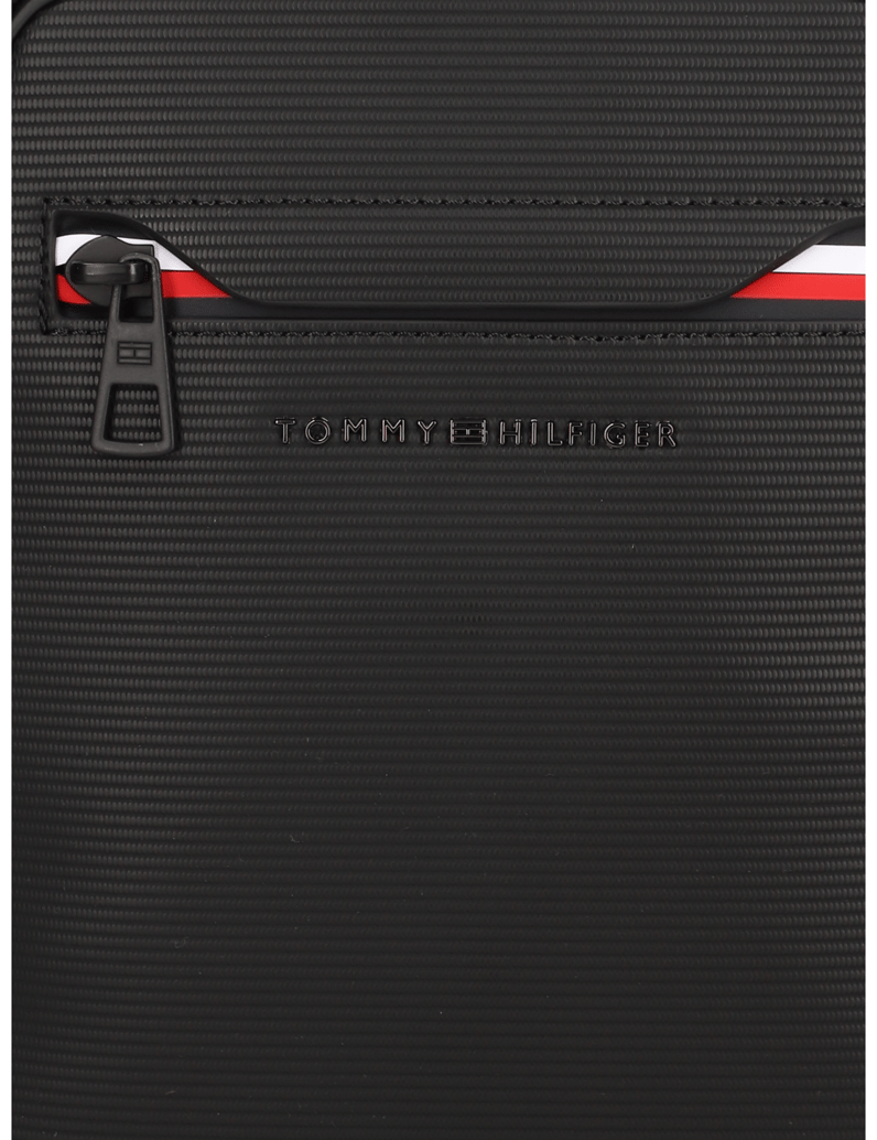 Tommy-Hilfiger-TH-CENTRAL-MINI-REPORTER-čierna