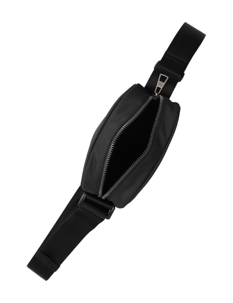 Tommy-Hilfiger-TH-REPREVE-MINI-REPORTER-črna