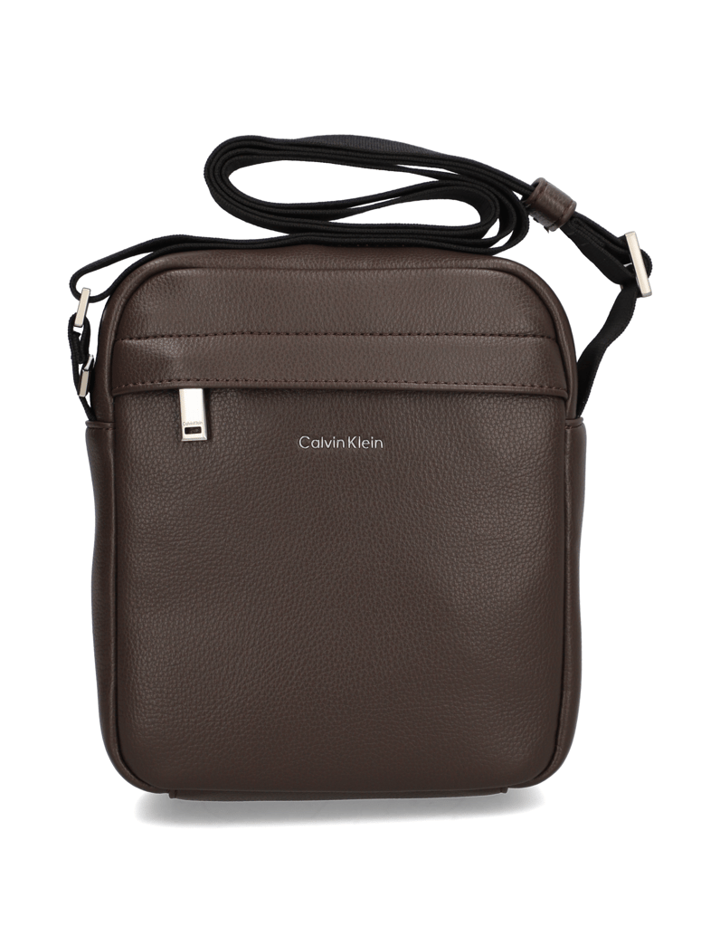 Calvin-Klein-RAISED-REPORTER-hnedá