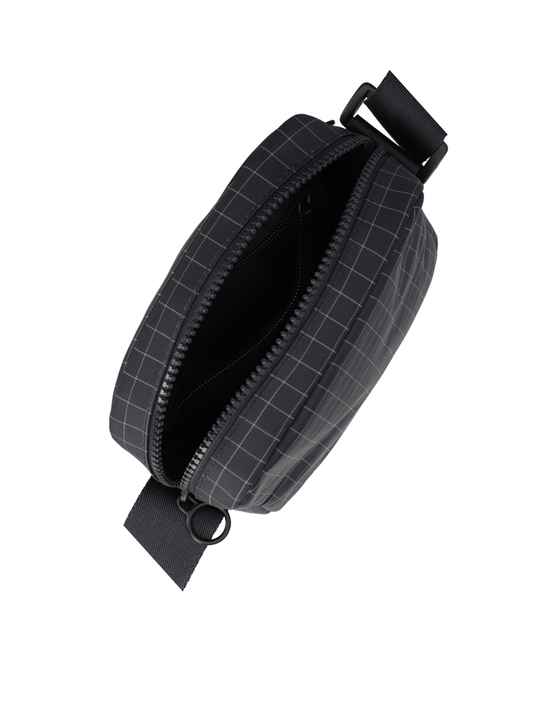 Tommy-Hilfiger-TH-ESTABLISHED-MINI-REPORTER