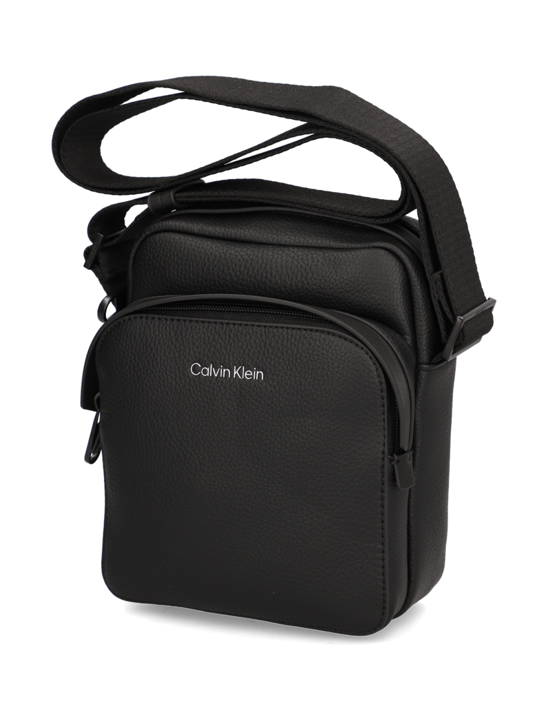 Calvin-Klein-CK-MUST-REPORTER-S