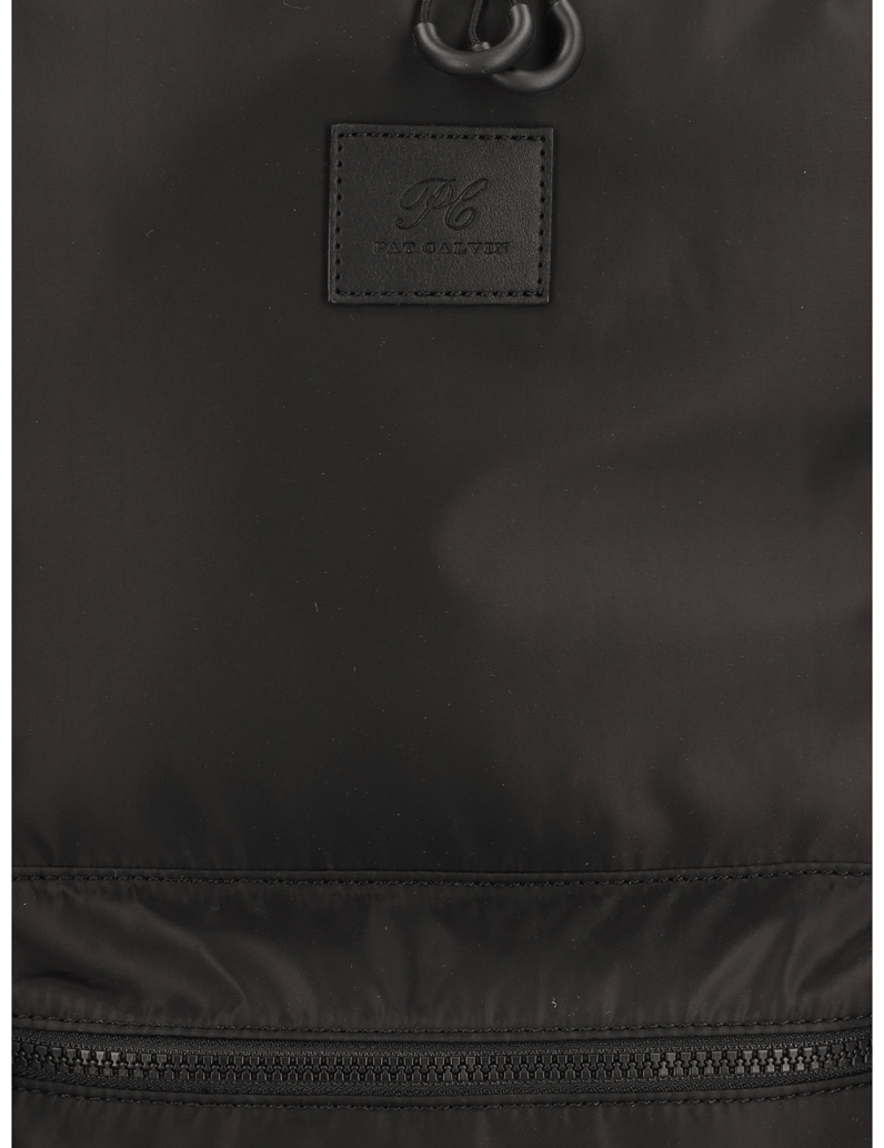 Pat-Calvin-tekstil-nahrbtnik