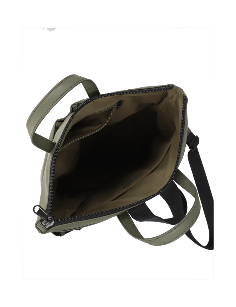 Pat-Calvin-batoh-olivová