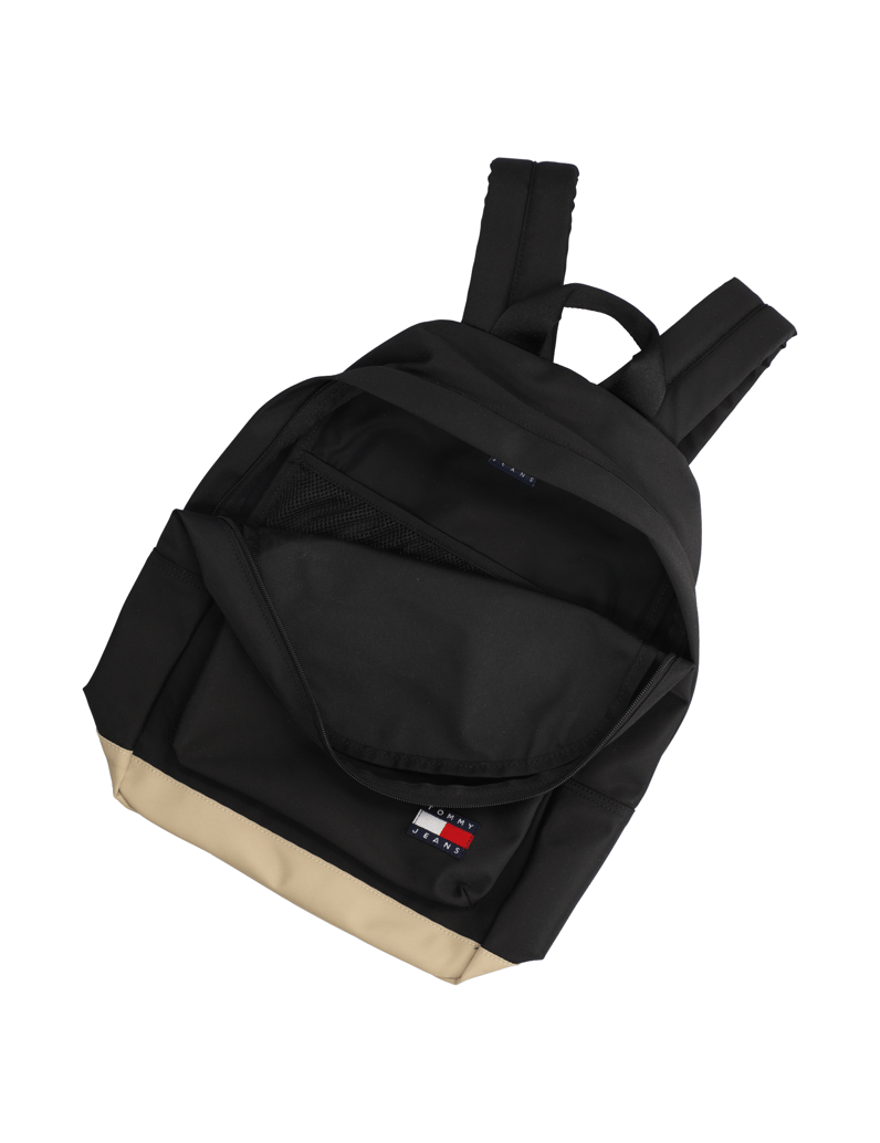 Tommy-Jeans-TJM-ESS-DAILY-DOME-černá