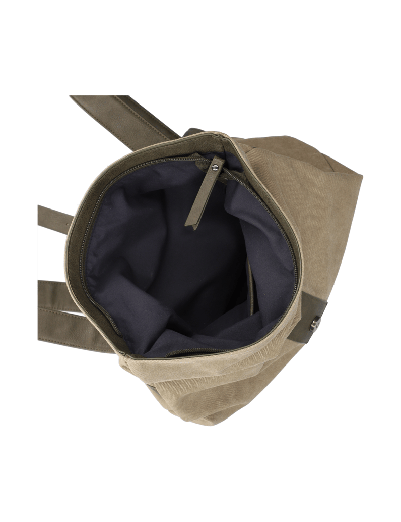 Pat-Calvin-batoh-olivová