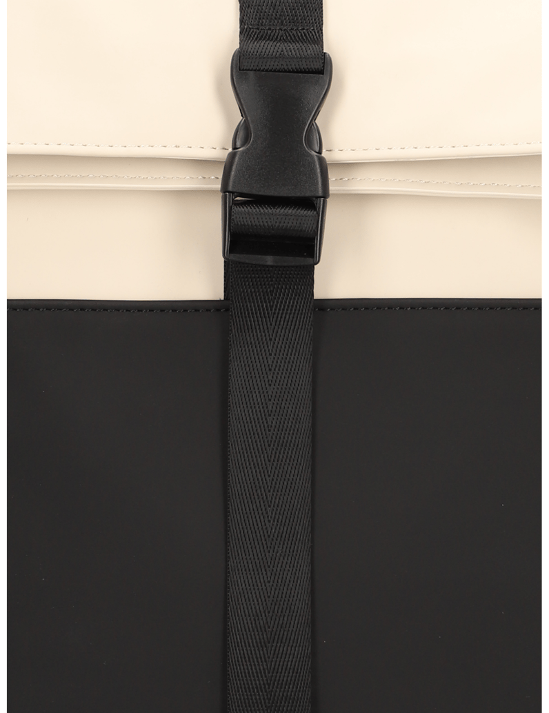 Pat-Calvin-batoh-černá