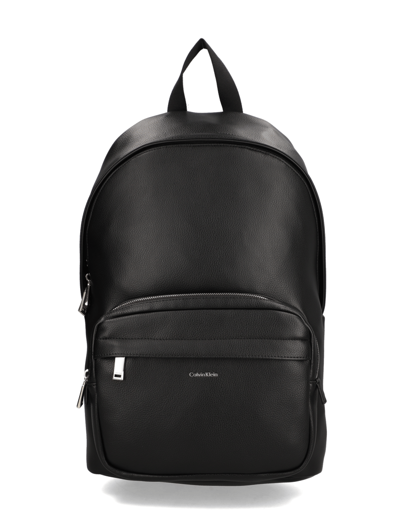 Calvin-Klein-RAISED-ROUND-BACKPACK-černá