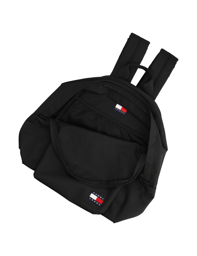 Tommy-Jeans-TJM-ESS-DAILY-DOME-BACKPACK-črna