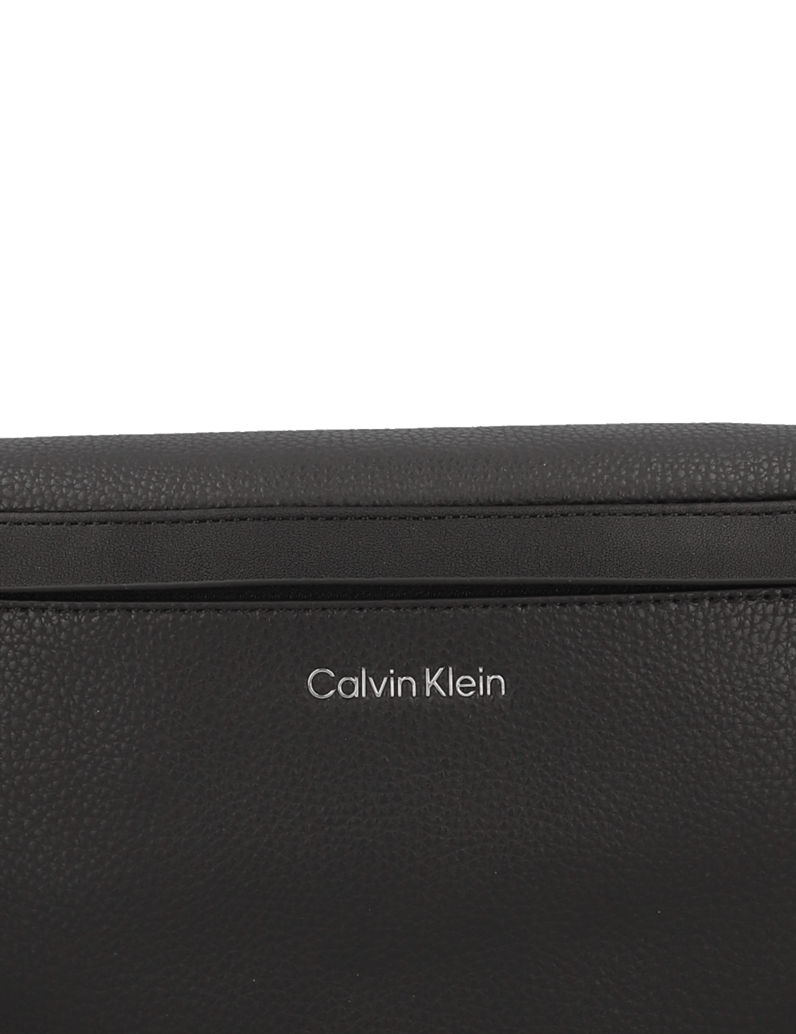 Calvin-Klein-CK-MUST-WAISTBAG-črna
