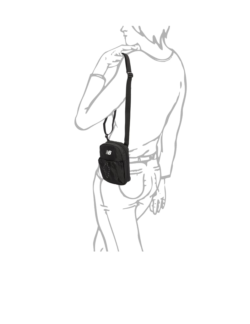 New-Balance-ESSENTIALS-SLING-BAG-schwarz