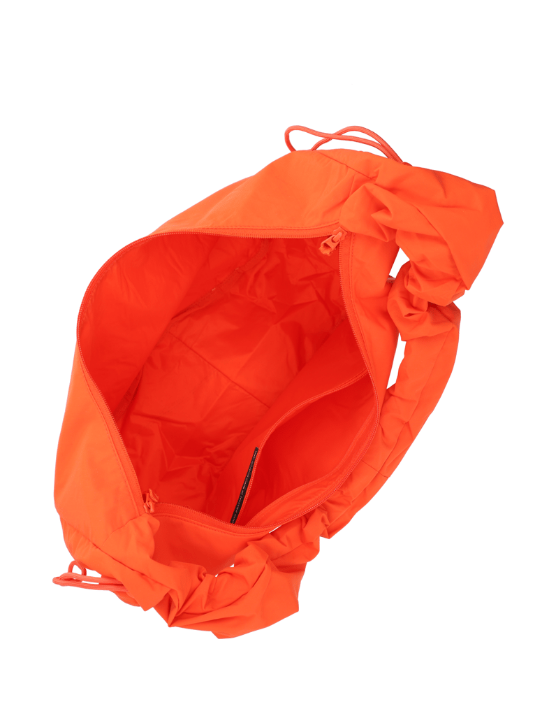 GOT-BAG-MOON-BAG-RUFFLE-MONOCHROME-rot