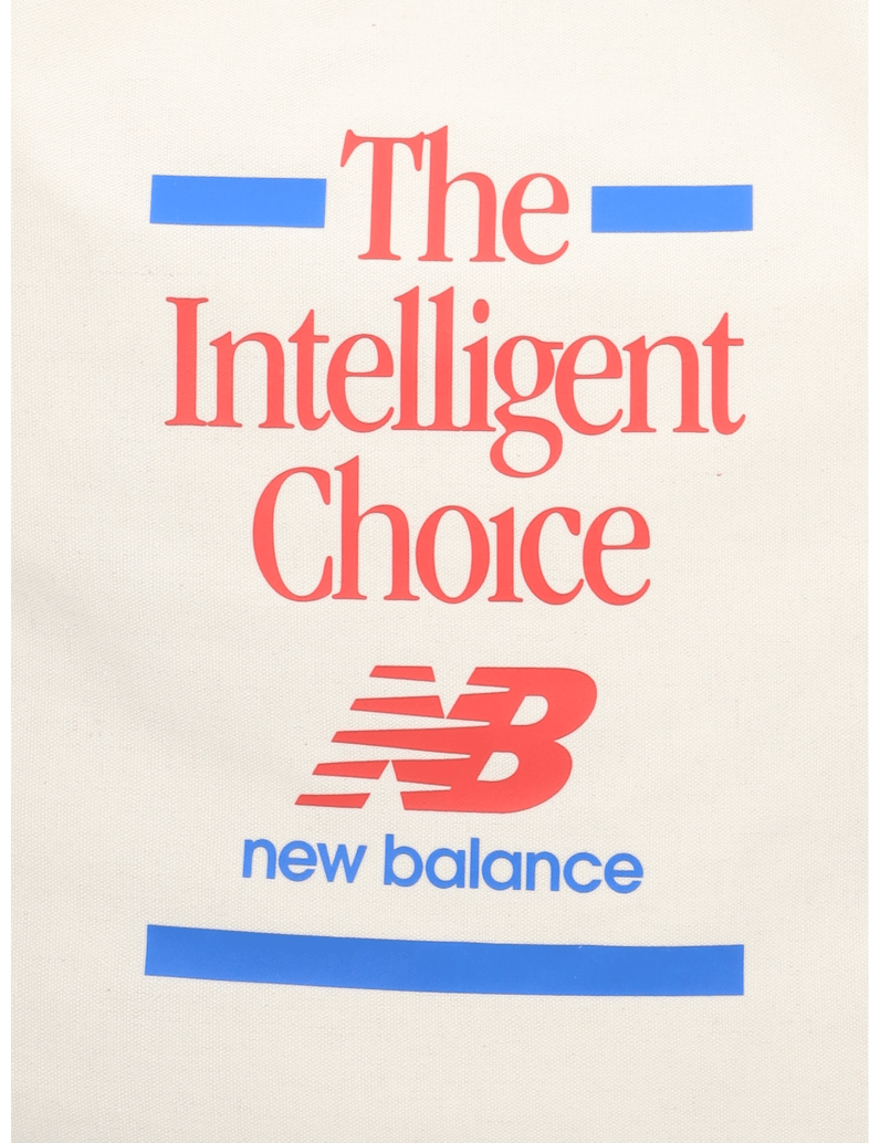 New-Balance-GRAPHIC-TOTE-bílá