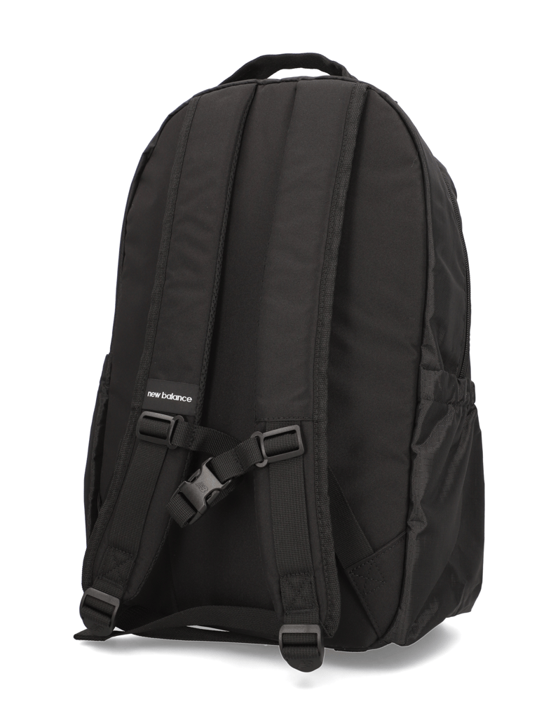 New-Balance-ESSENTIALS-BACKPACK-schwarz