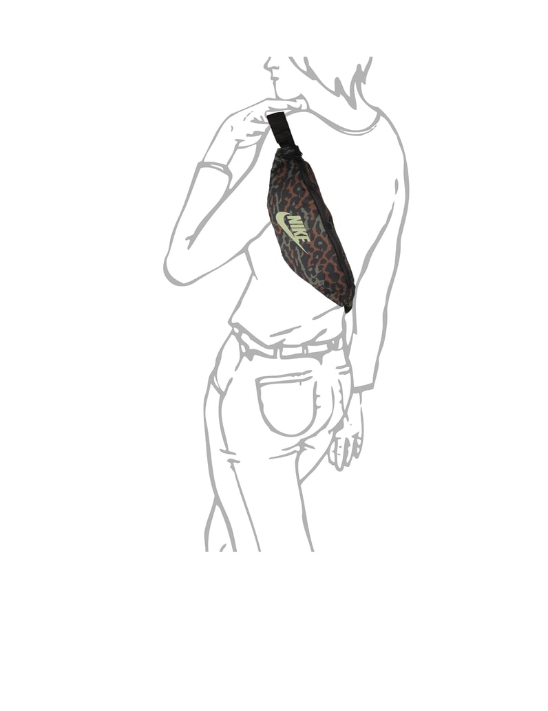 Nike-Torba-za-okoli-pasu