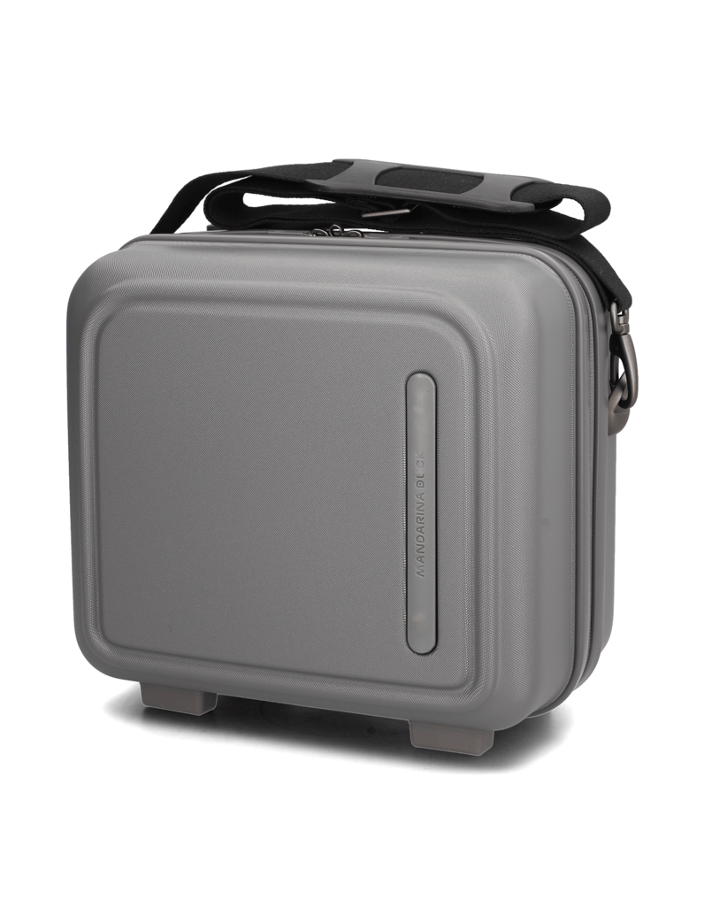 Mandarina-Duck-Kosmetikkoffer-silber