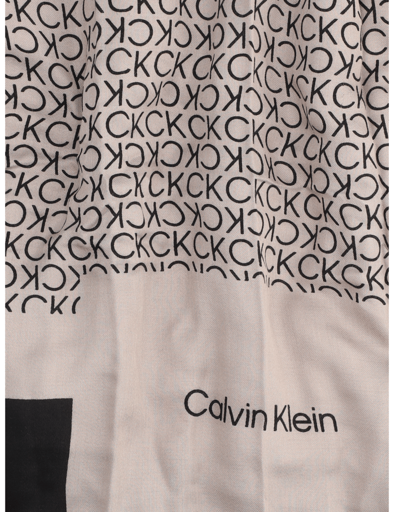 Calvin-Klein-GEO-MINIMAL-SCARF-130X130