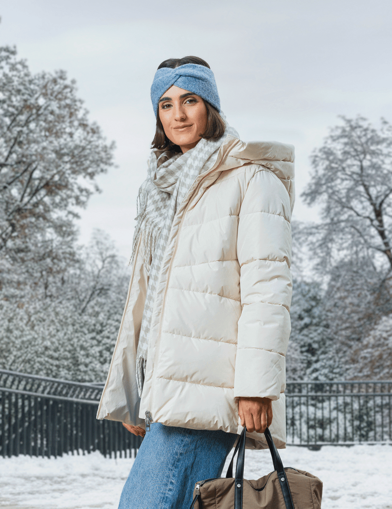 Lazzarini-SCHAL-KARIERT-čierna