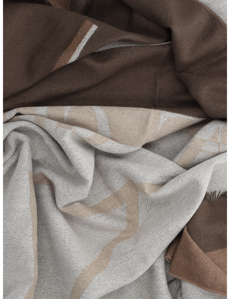 Kate-Gray-šal-rjava