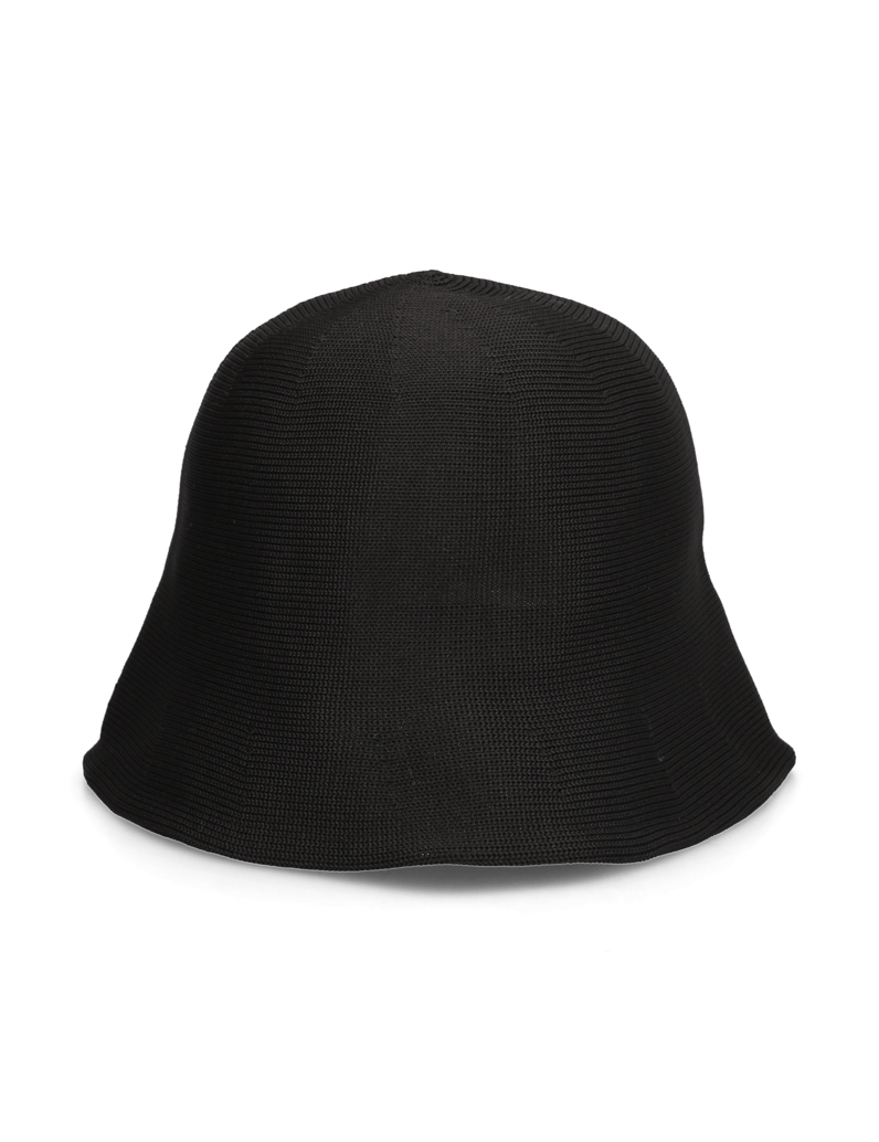 Pat-Calvin-kapa-tekstil-črna