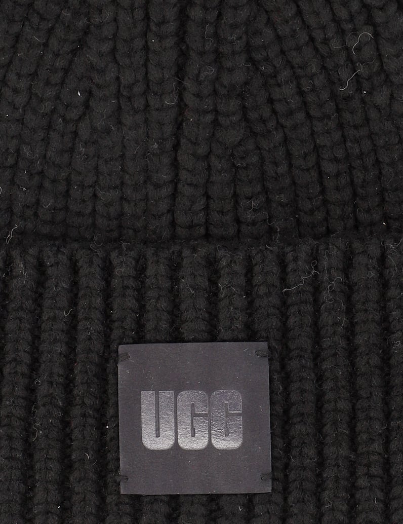 UGG-W-CHUNKY-RIB-BEANIE