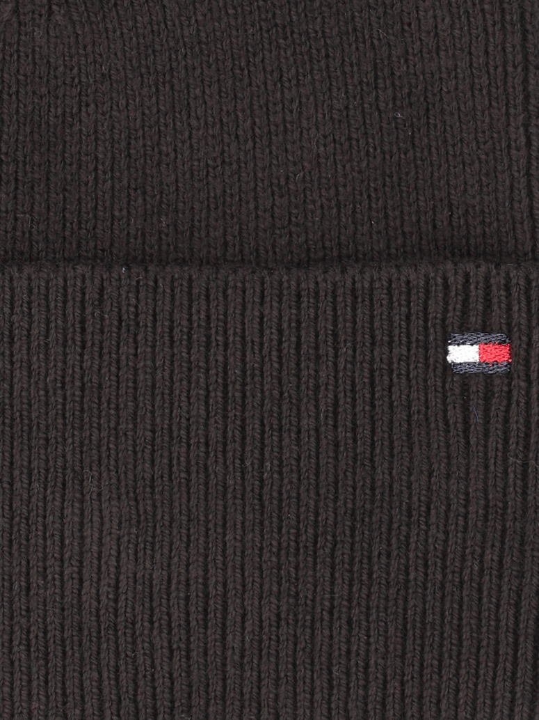 Tommy-Hilfiger-ESSENTIAL-FLAG-BEANIE