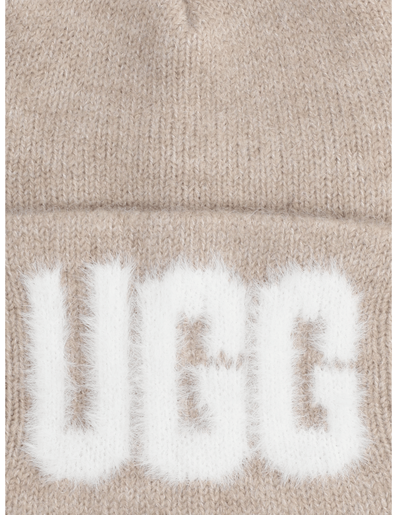 UGG-FUZZY-UGG-LOGO-BEANIE-bež