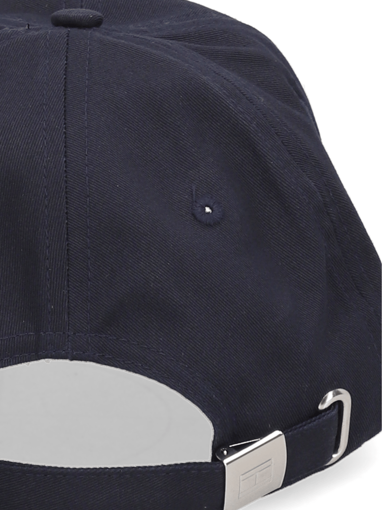 Tommy-Hilfiger-ESSENTIAL-FLAG