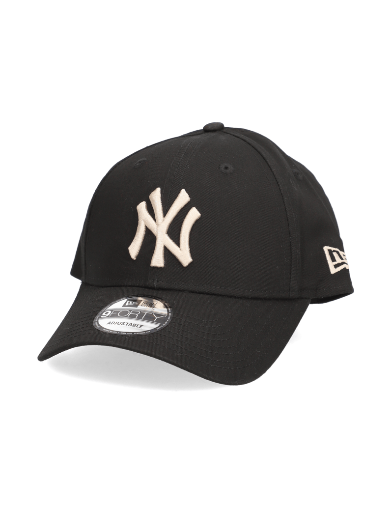 NEW-ERA-LEAGUE-ESSENTIAL-9FORTY-NY-YANKEES-schwarz