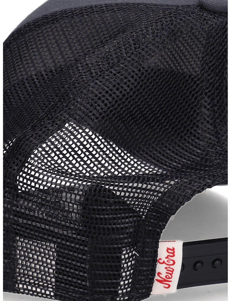 NEW-ERA-OVAL-CANVAS-DISTRESS-TRUCKER-modrá