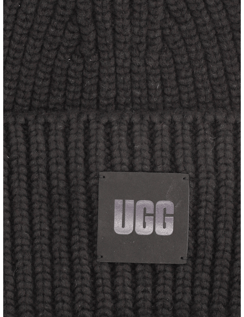UGG-CHUNKY-RIB-KNIT-čierna