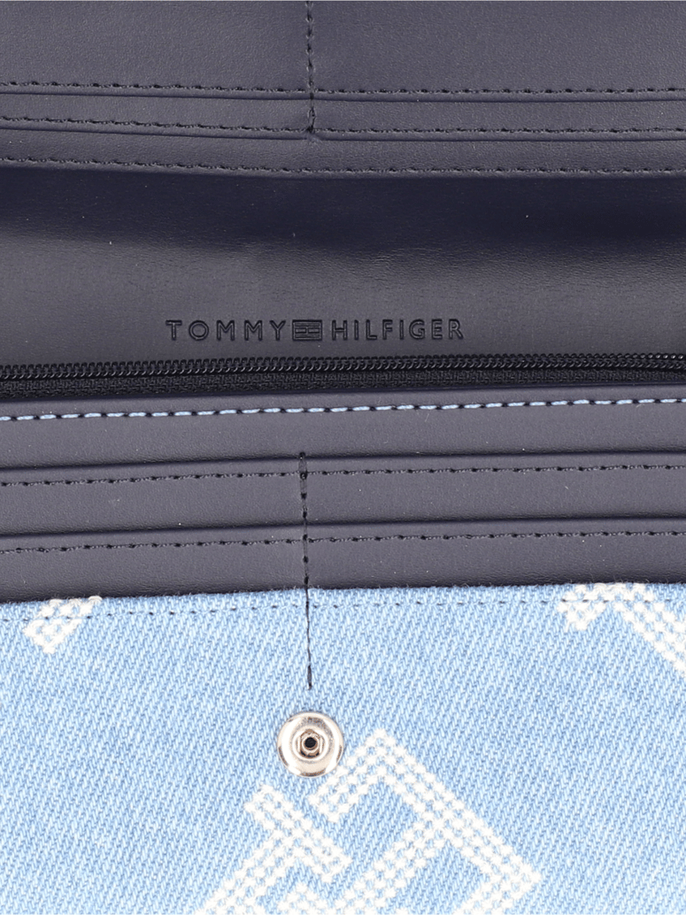 Tommy-Hilfiger-ICONIC-TOMMY-LRG-FLAP-DENIM