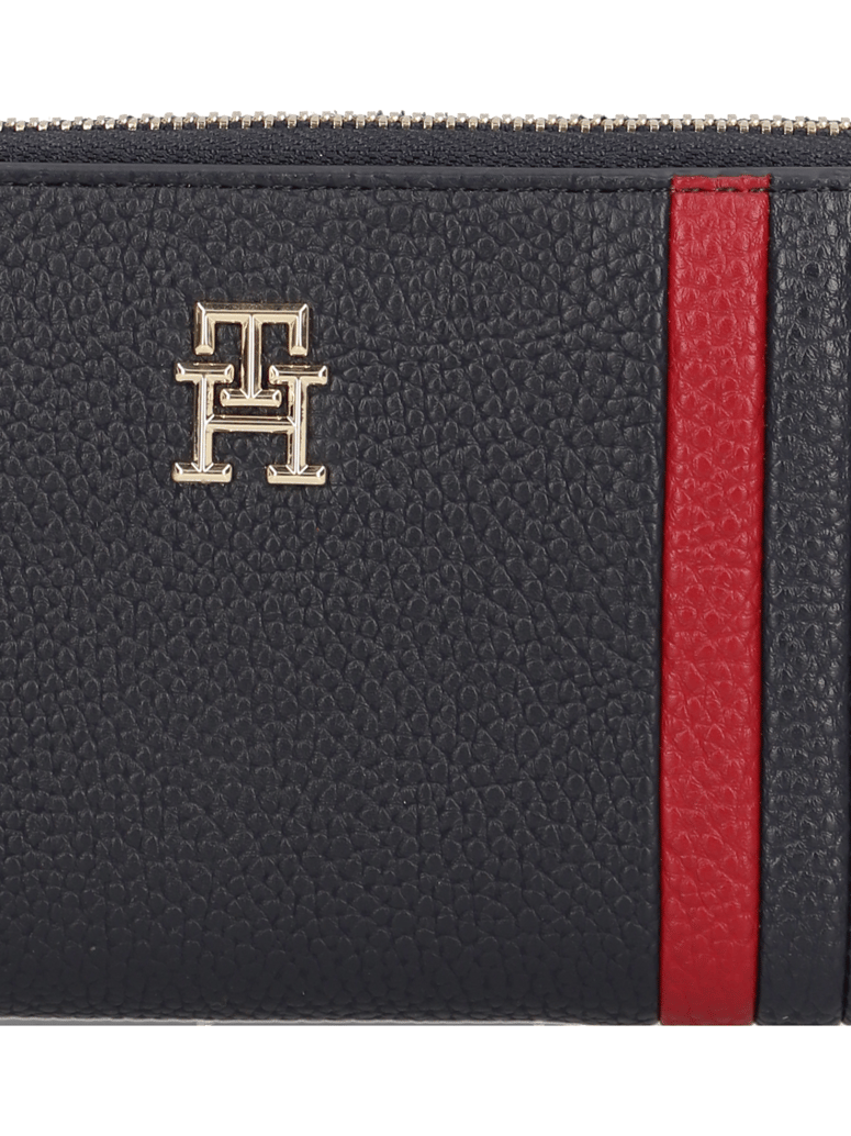 Tommy-Hilfiger-TH-EMBLEM-LARGE-ZA-CORP