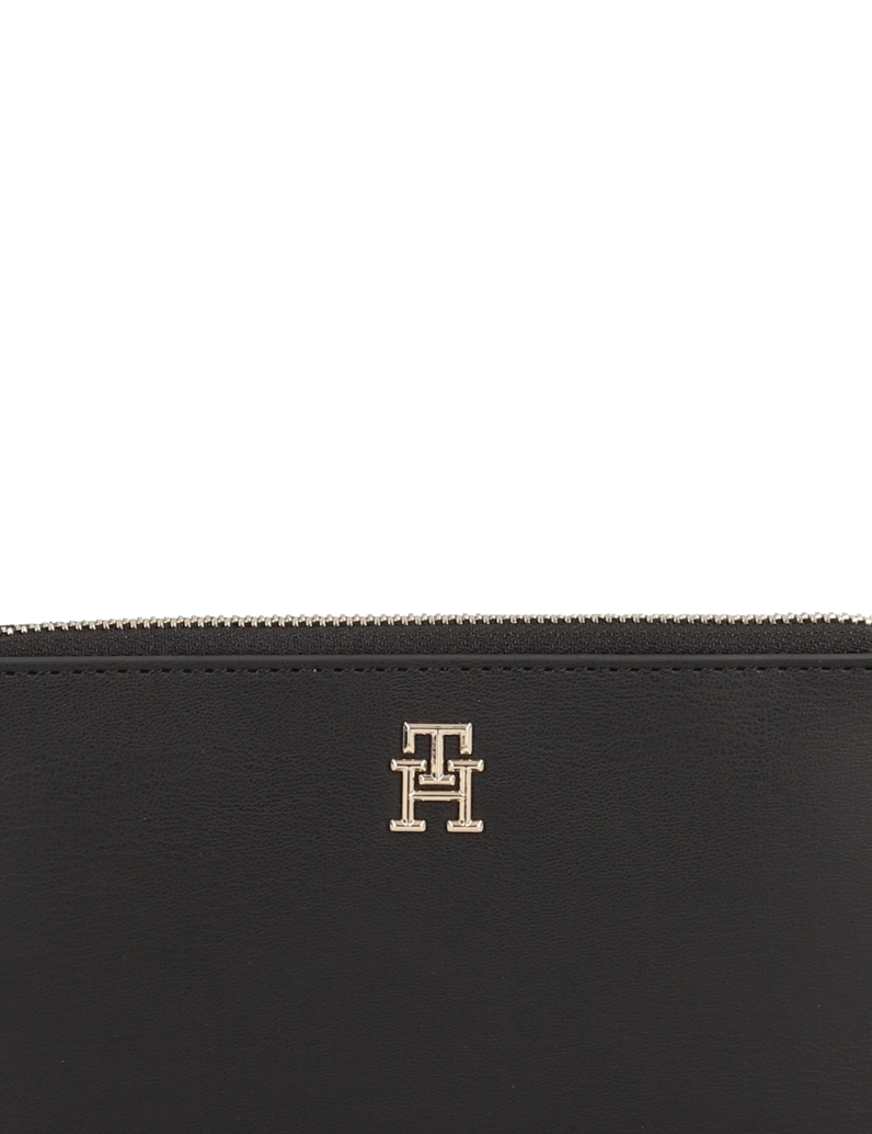 Tommy-Hilfiger-ICONIC-TOMMY-LARGE-ZA