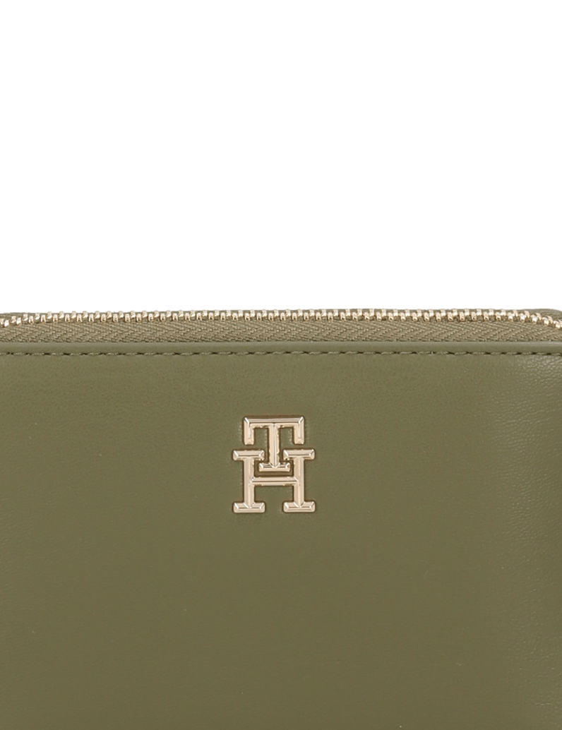 Tommy-Hilfiger-peňaženka-khaki